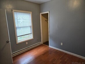 14 Wood St in Waterbury, CT - Building Photo - Building Photo