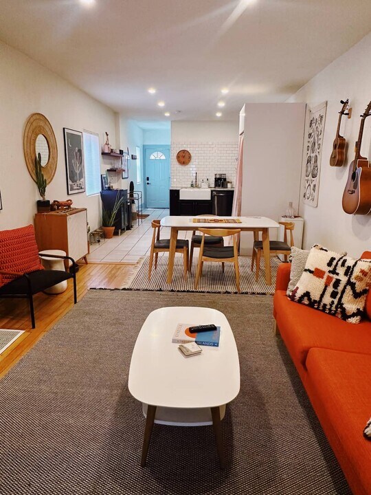 2467 W Caithness Pl in Denver, CO - Building Photo