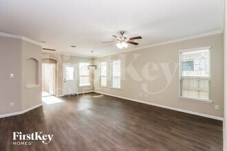 2201 Windy Grove Dr in Texas City, TX - Foto de edificio - Building Photo