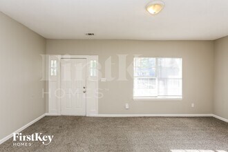 690 N Willett St in Memphis, TN - Foto de edificio - Building Photo