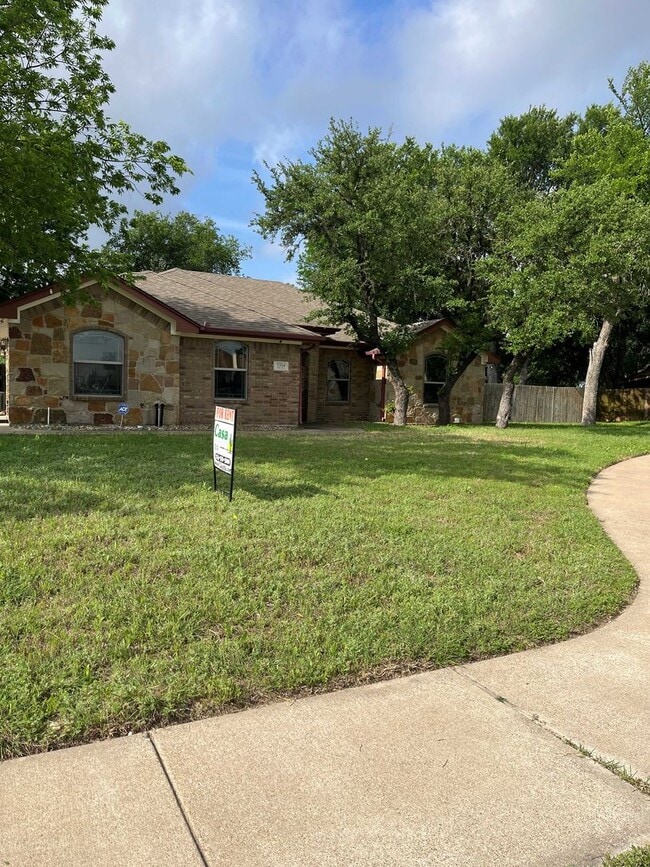 5504 Eldie Ct in Killeen, TX - Building Photo - Building Photo