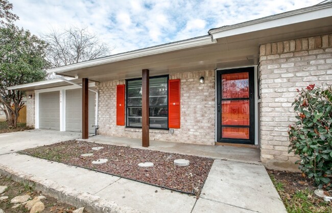 property at 6319 Stirrup Ln