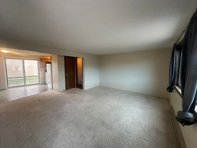 560 W 42nd St in Scottsbluff, NE - Building Photo - Building Photo