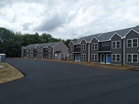 117 Cemetery Rd in Berwick, ME - Building Photo