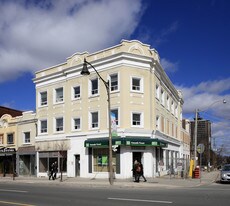 2453-2455 Yonge St in Toronto, ON - Building Photo