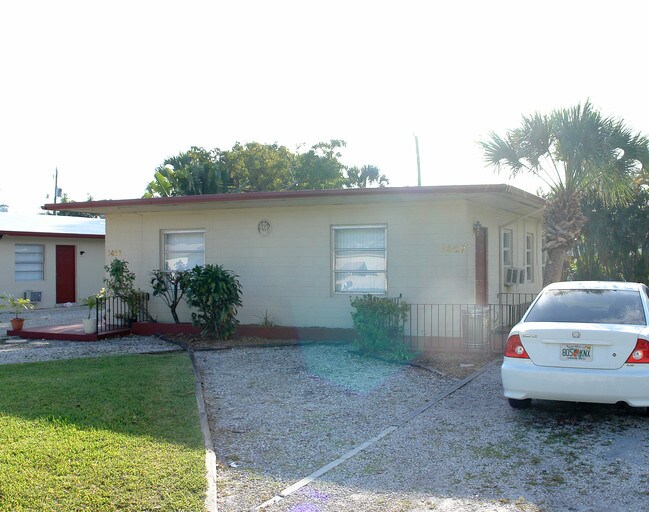 1412-1420 SW 41st Ave in Fort Lauderdale, FL - Building Photo - Building Photo