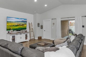 205 Kelso Mesa Dr in Grand Junction, CO - Foto de edificio - Building Photo