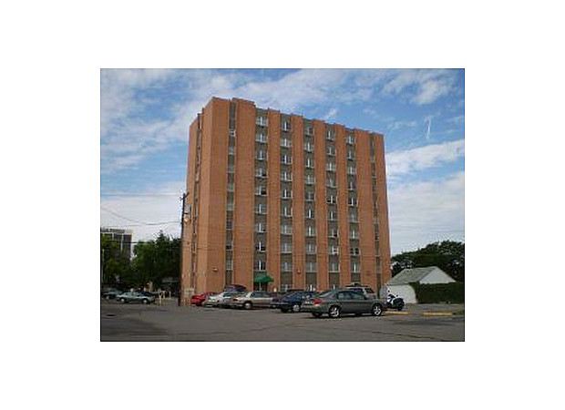 Sage Tower Apartments in Billings, MT - Building Photo - Building Photo