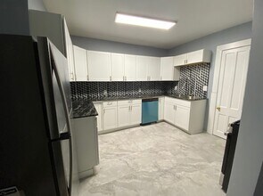 420 Westcott St, Unit 1 in Syracuse, NY - Building Photo - Building Photo