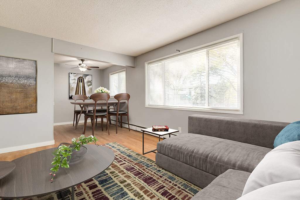 Michael Manor in Edmonton, AB - Building Photo