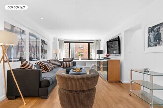 425 E 63rd St in New York, NY - Building Photo - Building Photo