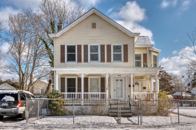 property at 220 5th Ave