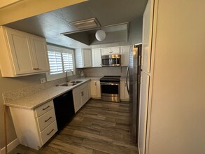 19 W Concorda Dr in Tempe, AZ - Building Photo - Building Photo