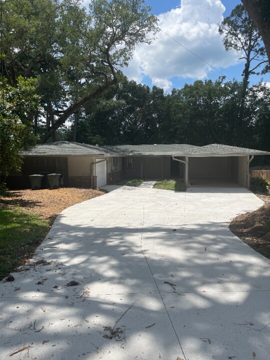 263 S Villas Ct in Tallahassee, FL - Building Photo