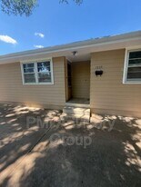 1327 NE Winfield Ave in Topeka, KS - Building Photo