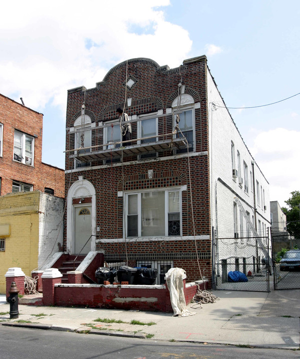 207 E 92nd St in Brooklyn, NY - Foto de edificio