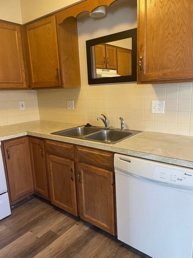 920 N Douglas Ave in Loveland, CO - Building Photo - Building Photo