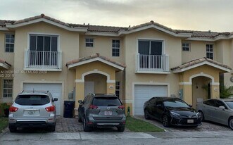 14130 SW 260th St, Unit 103 in Homestead, FL - Building Photo