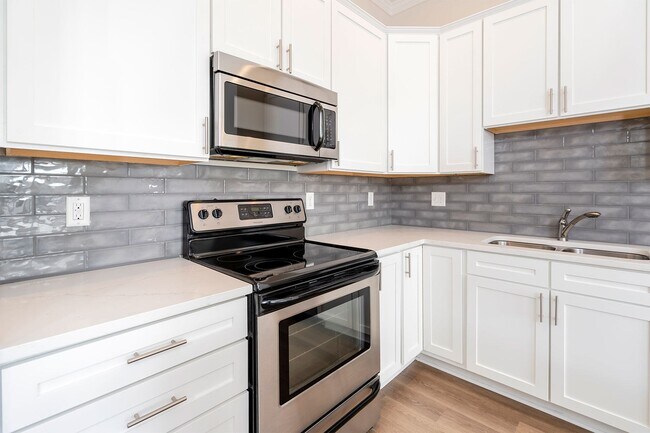 Harrison Park Apartments in Columbus, OH - Foto de edificio - Building Photo