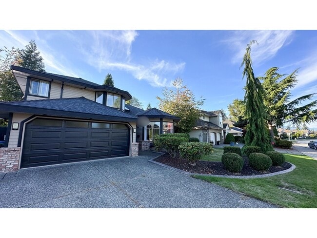 property at 10593-10164 164 St