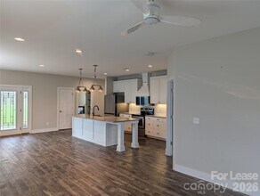 113 Mainview Dr in Mooresville, NC - Building Photo - Building Photo