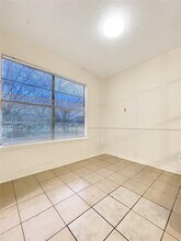 2502 Cecil Dr in Austin, TX - Building Photo - Building Photo