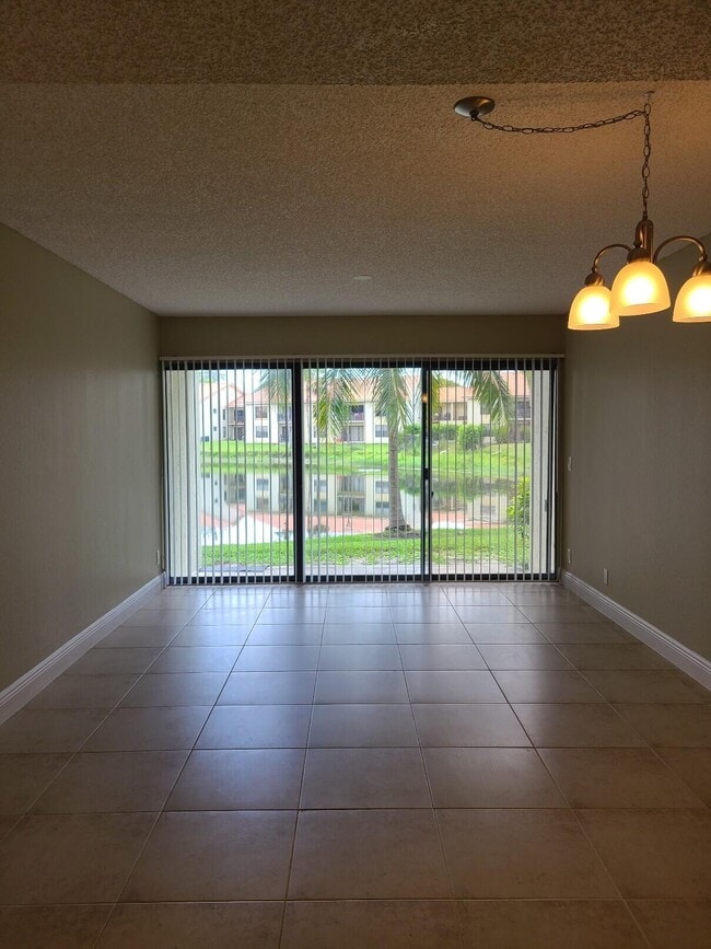 1640 Windorah Way in West Palm Beach, FL - Building Photo - Building Photo