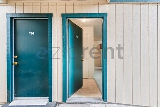 1185 Meadow Ln in Concord, CA - Building Photo - Building Photo