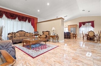 6585 NW 46th St in Lauderhill, FL - Building Photo - Building Photo
