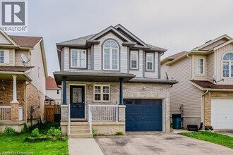 14 Verona St in Kitchener, ON - Building Photo - Building Photo