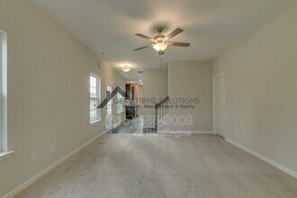 500 Acton Dr in Spring Hill, TN - Building Photo - Building Photo