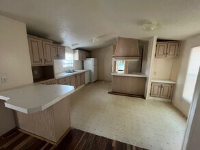 57 Mimosa St in Maxwell, TX - Building Photo - Building Photo