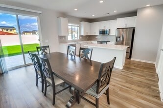 8530 Harwood St in Santee, CA - Building Photo - Building Photo