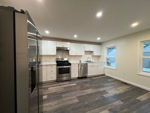 71 High St in Milford, MA - Building Photo - Building Photo