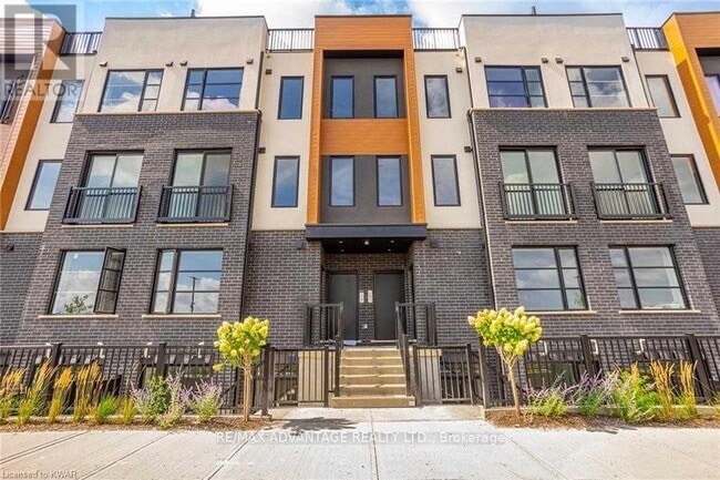 property at 3900-3900 Savoy St