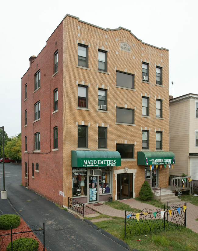 Montano in Hartford, CT - Foto de edificio - Building Photo