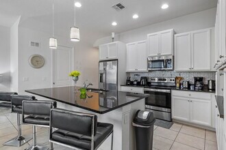 290 Captiva Dr in Davenport, FL - Building Photo - Building Photo