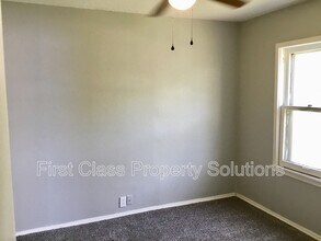 2215 Cashion Pl in Oklahoma City, OK - Building Photo - Building Photo