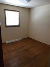 1117 S 7th St in Manitowoc, WI - Foto de edificio - Building Photo