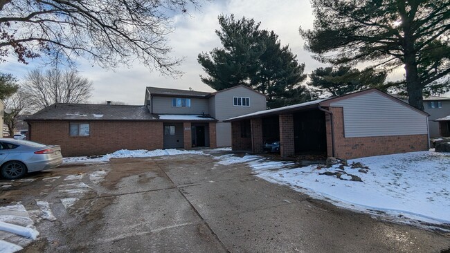 property at 833 Kerns Dr NE