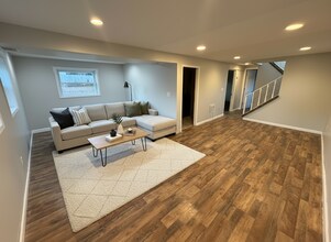 526 Raven Ct in Toms River, NJ - Building Photo - Building Photo