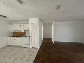 440 Las Palmas Cir in Avon Park, FL - Building Photo - Building Photo