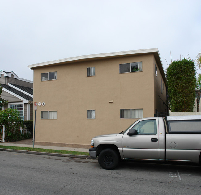 361 13th St in Seal Beach, CA - Building Photo - Building Photo