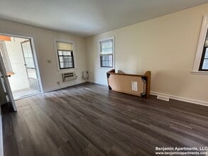 9 Dudley St, Unit C in Arlington, MA - Foto de edificio - Building Photo