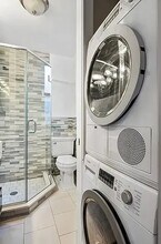 354 E 19th St, Unit 4 in New York, NY - Building Photo - Building Photo