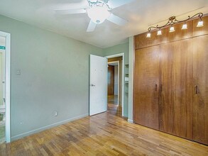 30830 Lincoln Dr in Granger, IN - Building Photo - Building Photo