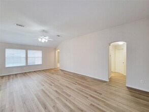 6806 Haley Ct in Pearland, TX - Building Photo - Building Photo