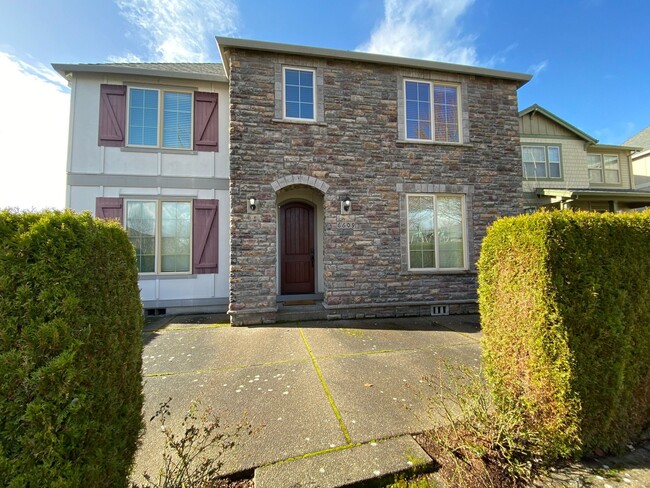 property at 6609 Northwest Dingo Drive
