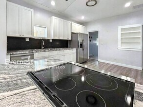 2331 N Richland St in Phoenix, AZ - Building Photo - Building Photo