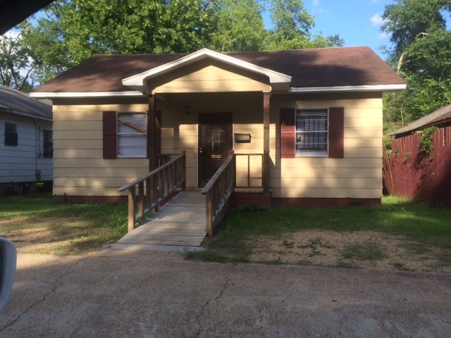 326 S Prentiss St in Jackson, MS - Foto de edificio